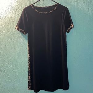 Black and cheetah print sides crew neck dress